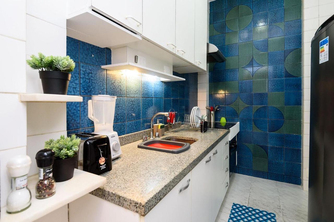 Apartamento Em Ipanema Com Garagem | Bt 82/208 *